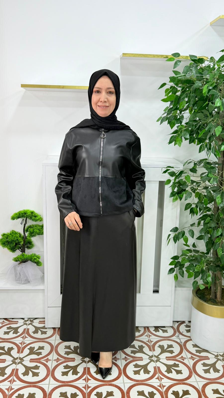 ARMİNE TREND DERİ DETAYLI TAKIM